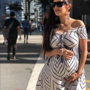 Off-the-shoulder Maxi Dress